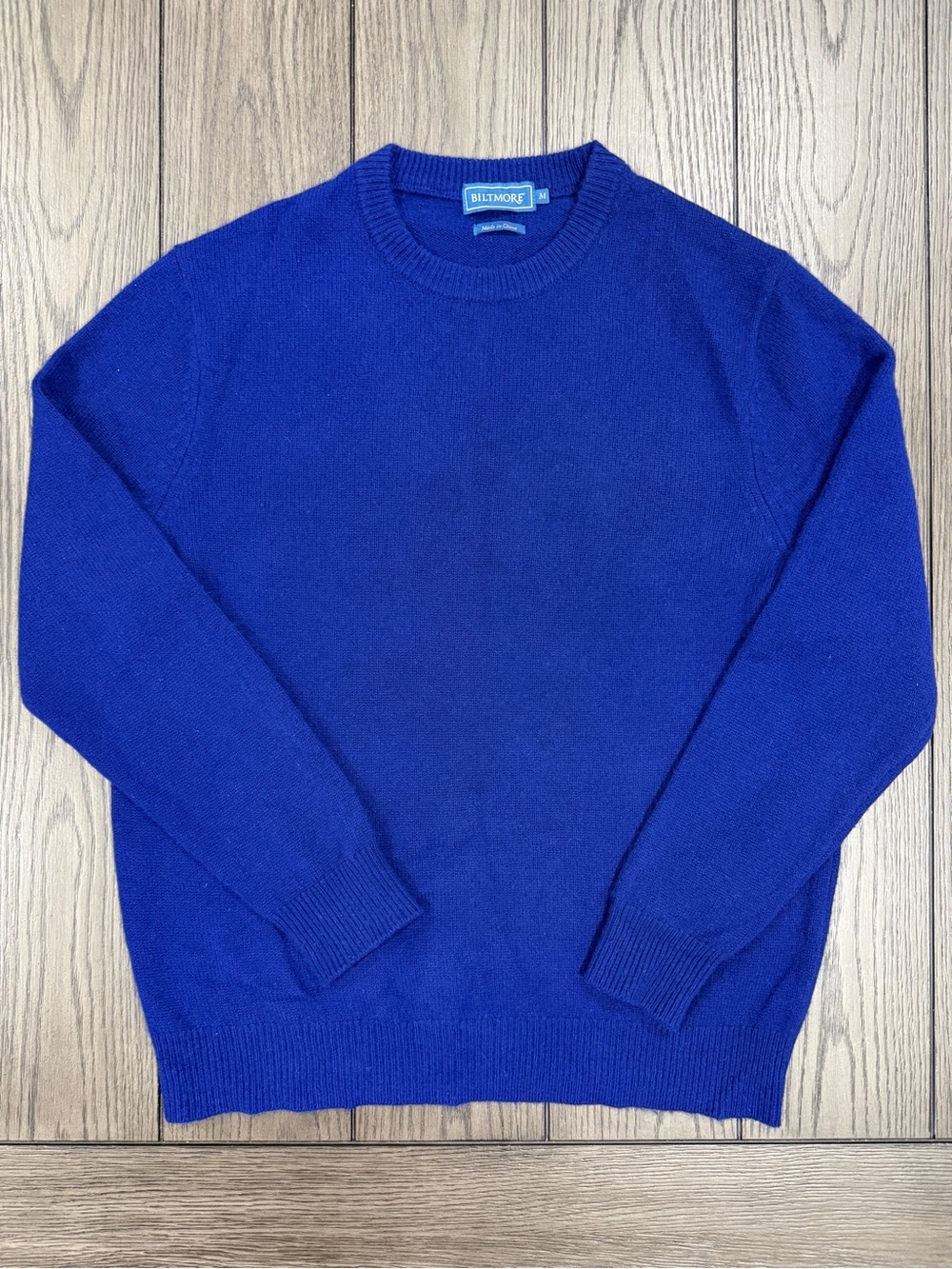 Biltmore Mens 100% Cashmere Crewneck Sweater Size M Quiet Luxury Classic Preppy
